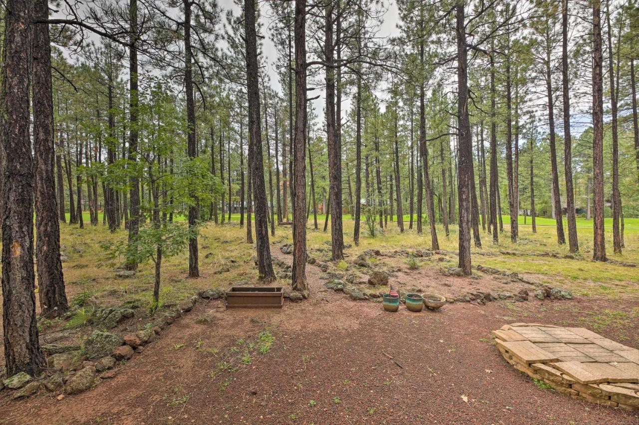 Lush Pinetop Retreat With Large Deck And Wooded Yard! Eksteriør bilde