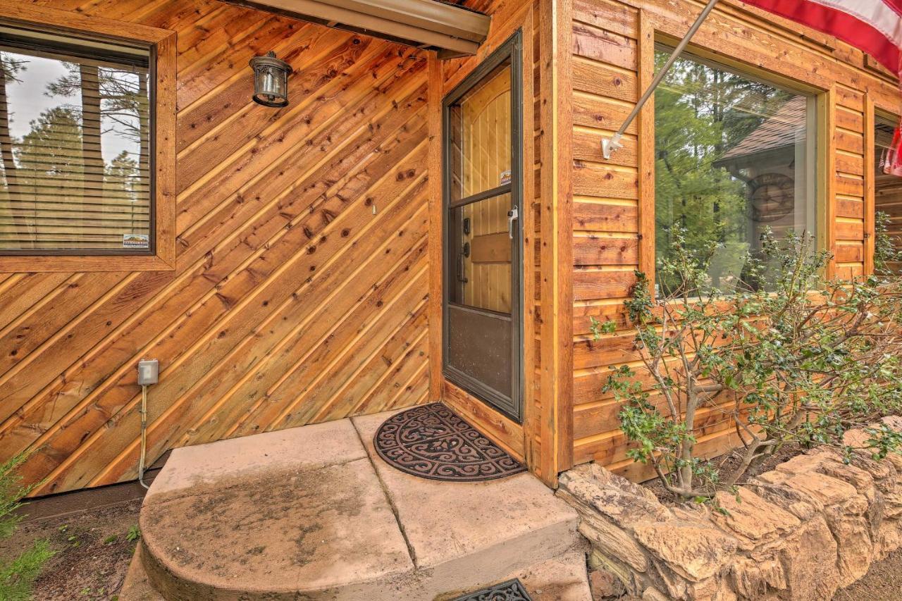 Lush Pinetop Retreat With Large Deck And Wooded Yard! Eksteriør bilde